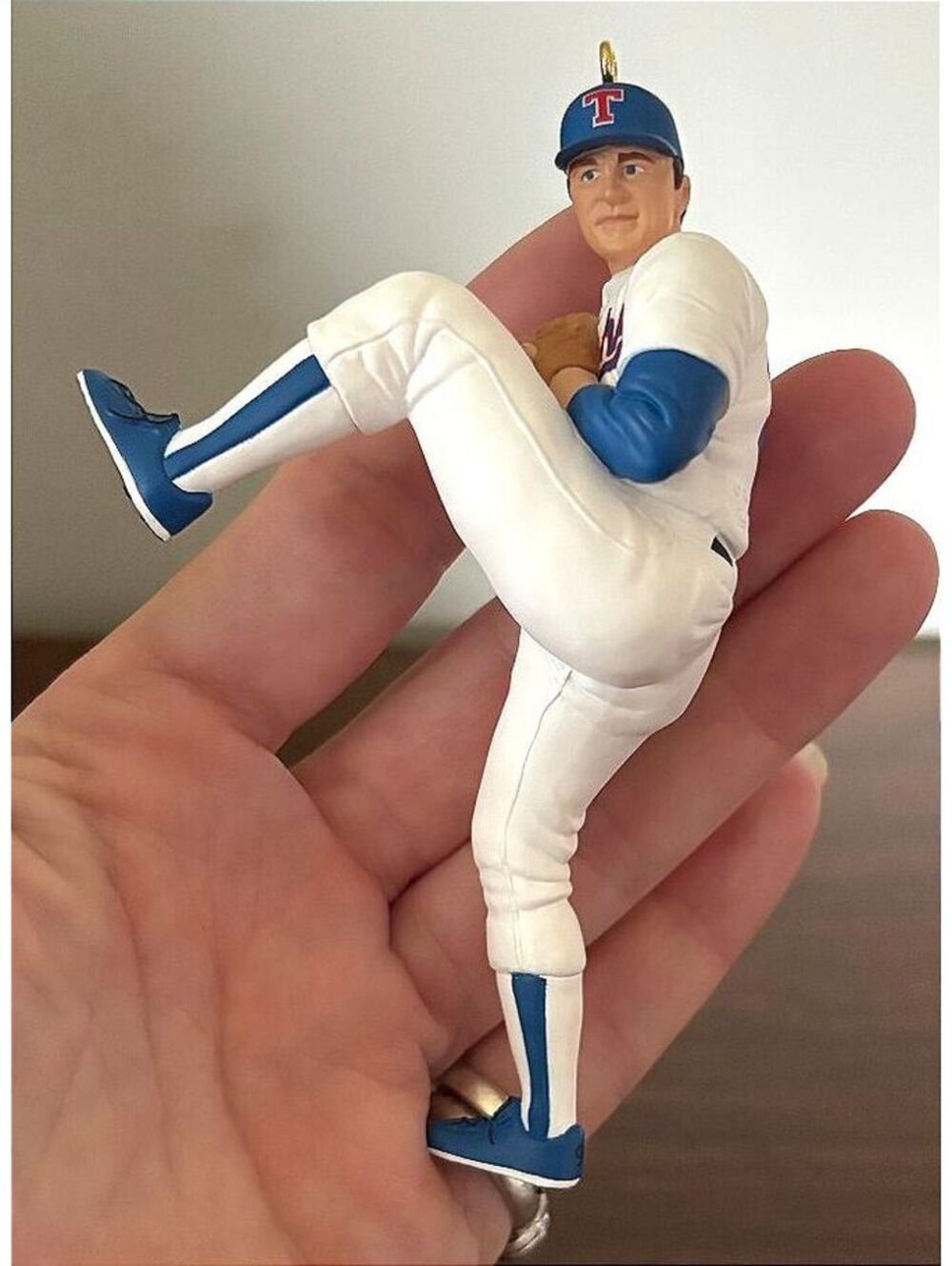 1996 Hallmark Nolan Ryan Texas Rangers Ornament At the Ballpark #1 QXI5711